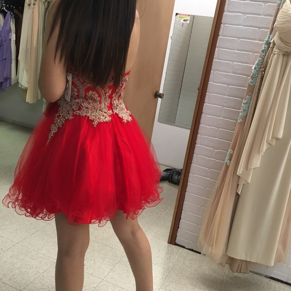 Short red special occasion/homecoming dress - Picture 2 of 3